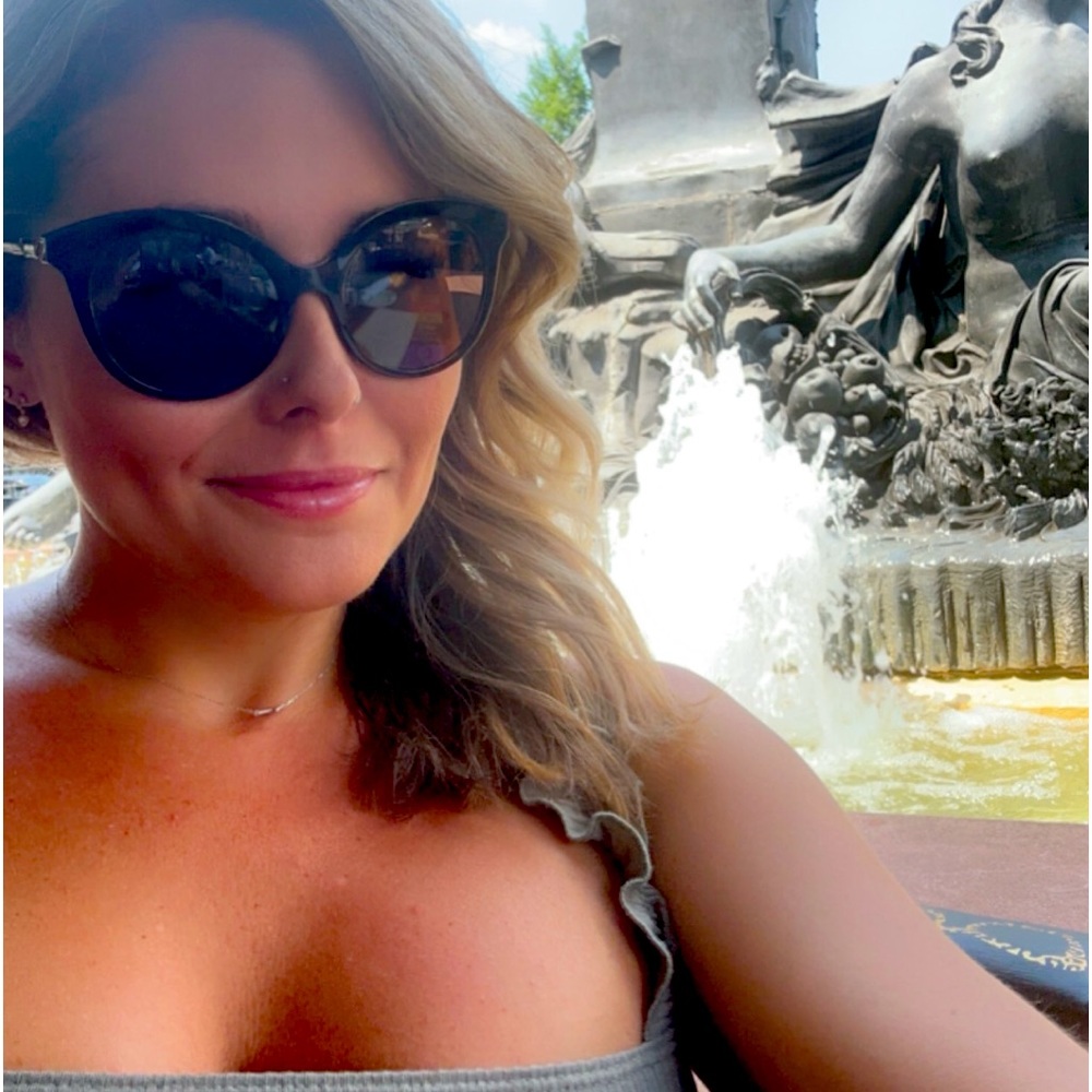 Meet your Posher, Sarah